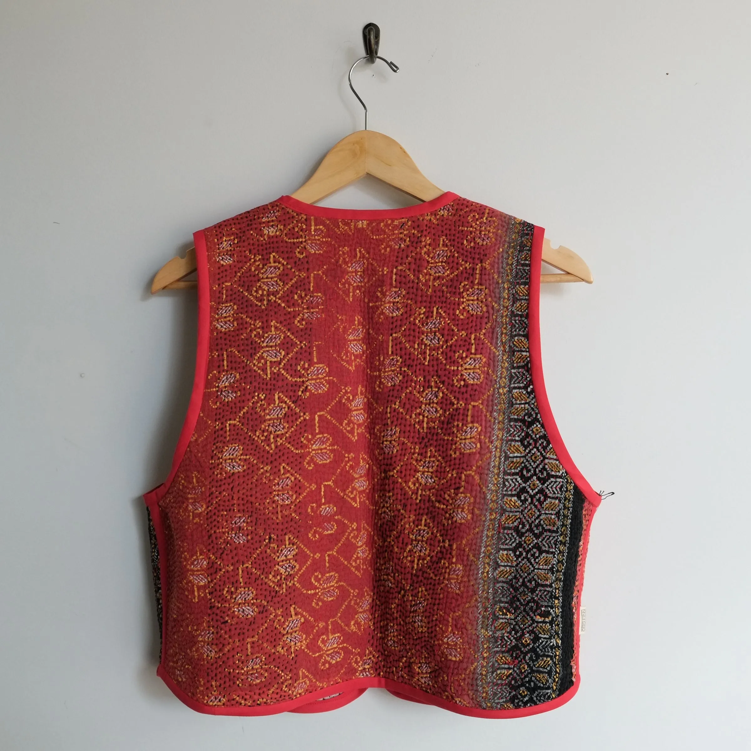Amelia Vest Black and Red Embroidered Diamonds Red Trim L065