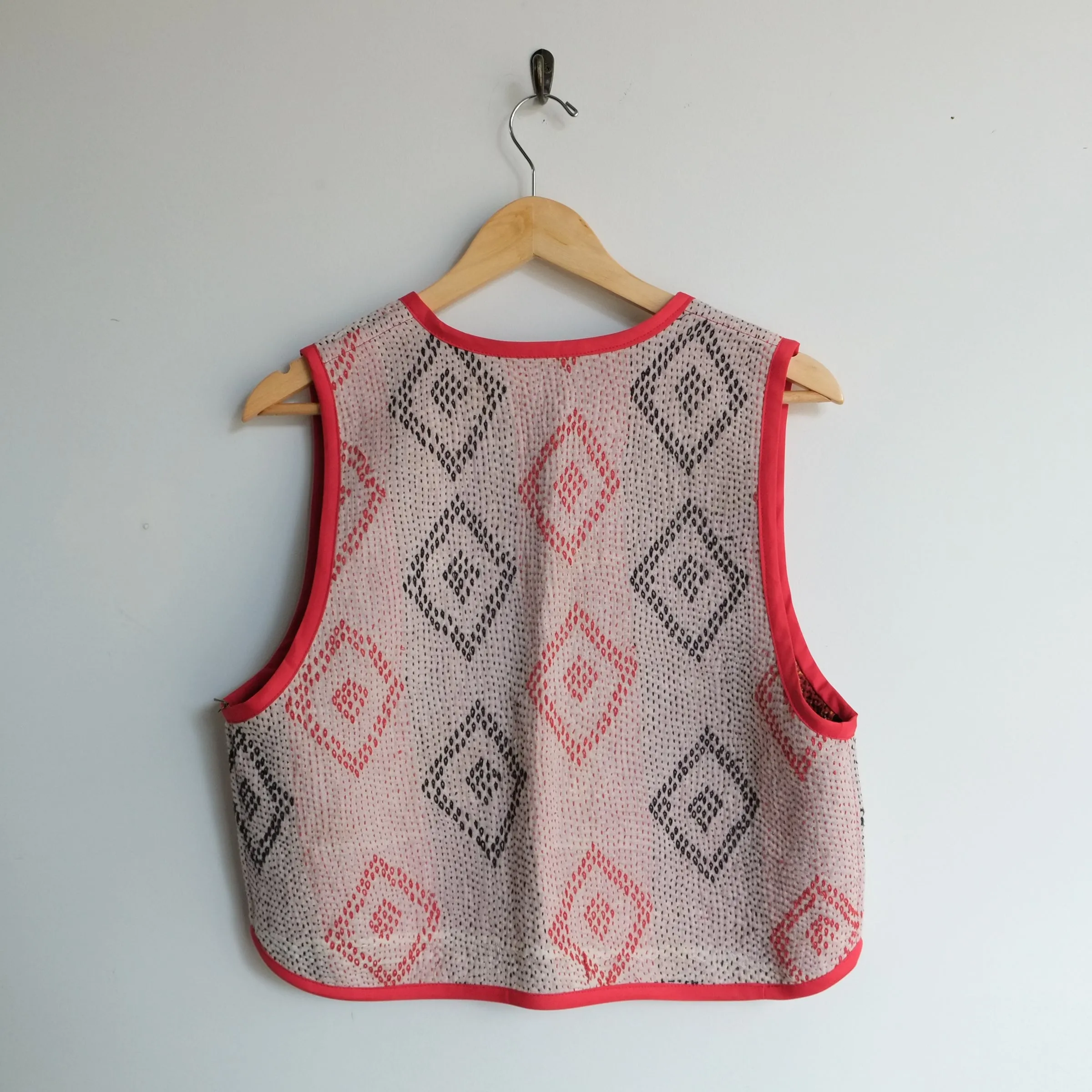 Amelia Vest Black and Red Embroidered Diamonds Red Trim L065