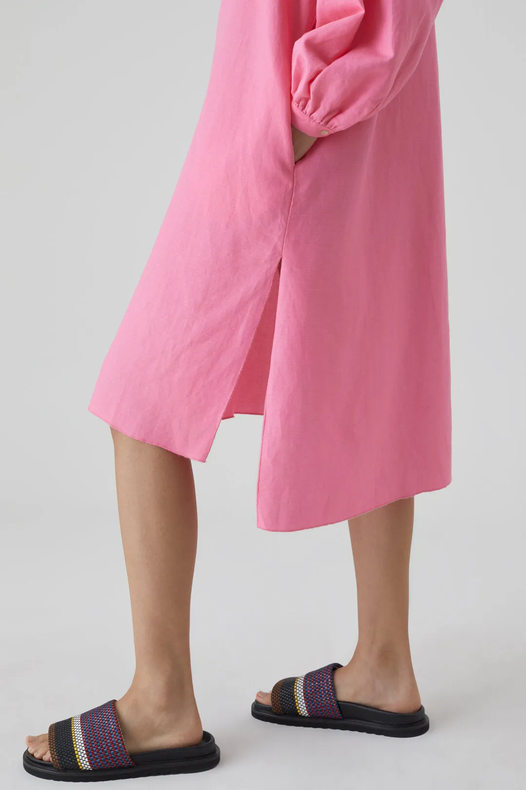 Dress with V-Neck - Pink Lilies