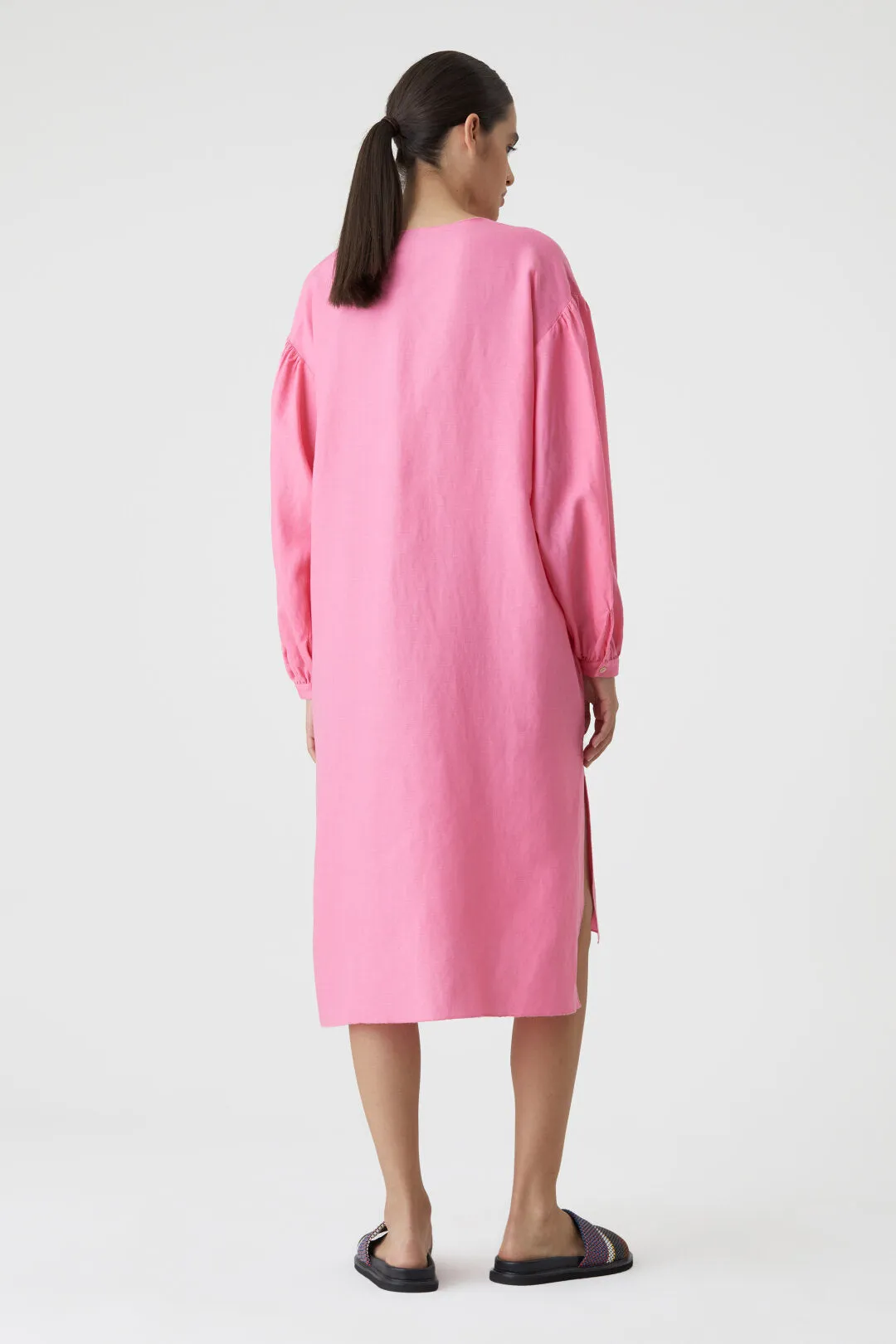 Dress with V-Neck - Pink Lilies