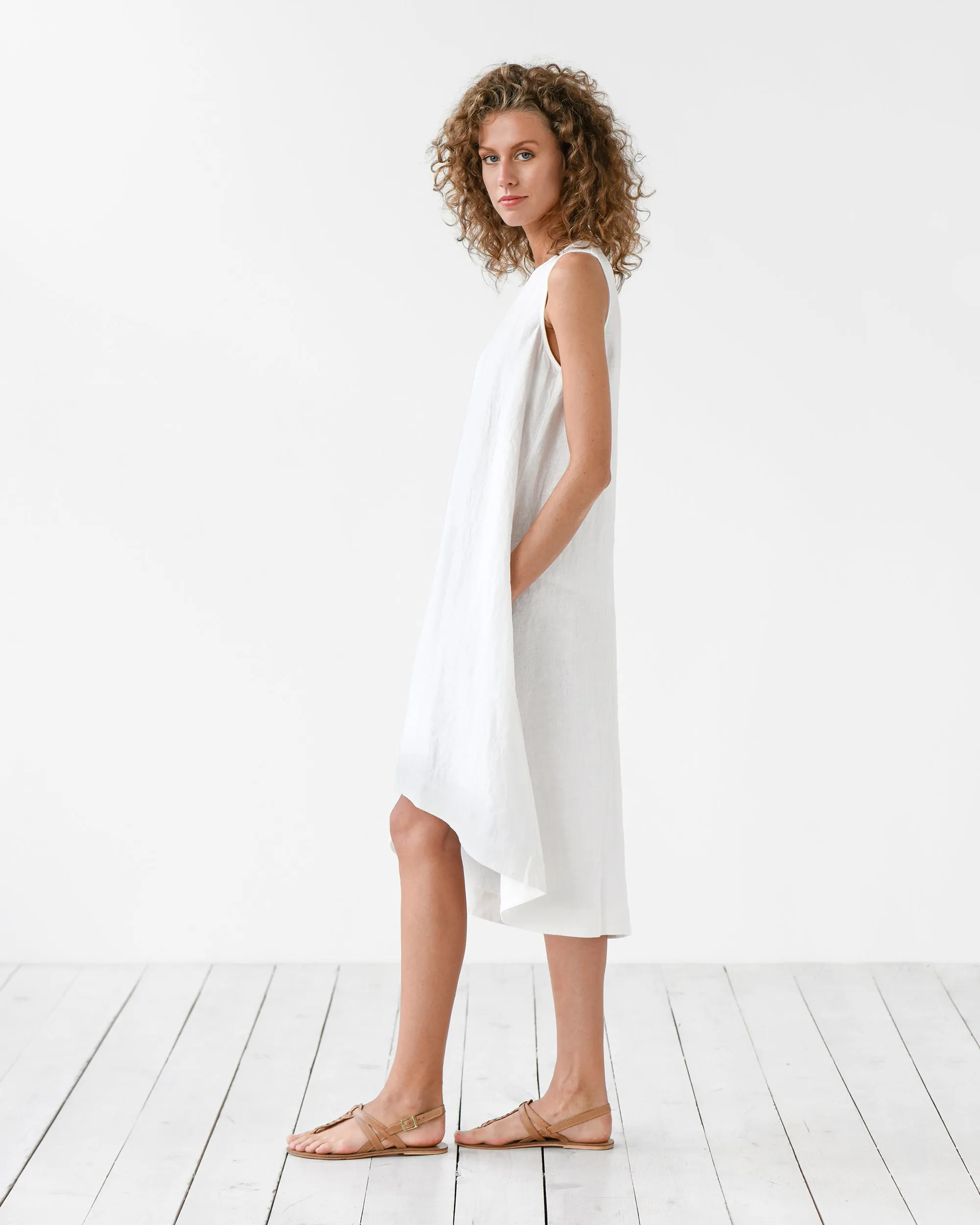 Royal TOSCANA linen dress in White